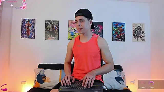 jonathanjoestar  online show from February 2, 11:46 pm