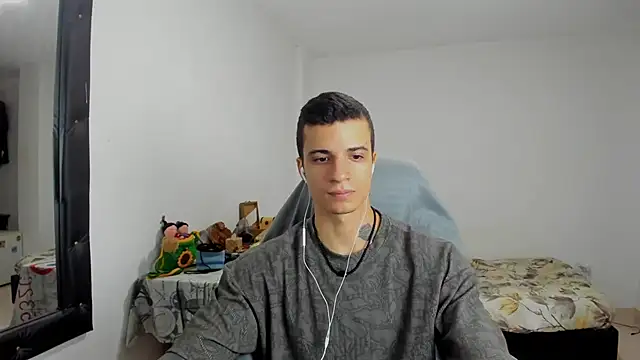 Snapshot of Balo_lovers chatting on February 13, 2:42 pm Balo lovers online show from February 13, 2:42 pm