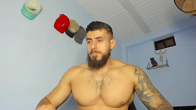 Snapshot of _Poseidon1_ chatting on October 1, 5:33 am  Poseidon1  online show from October 1, 5:33 am