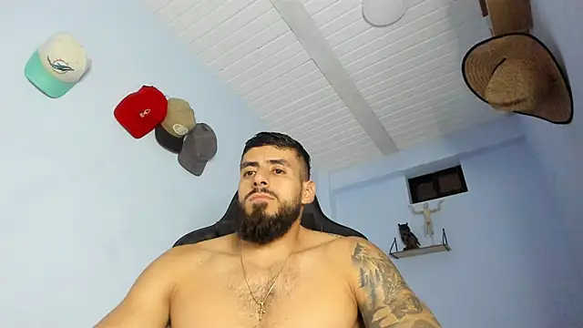 Snapshot of _Poseidon1_ chatting on October 2, 5:44 am  Poseidon1  online show from October 2, 5:44 am