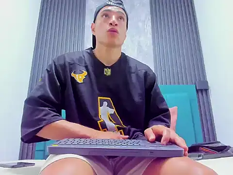 jack pergurtson01 online show from December 1, 10:29 am