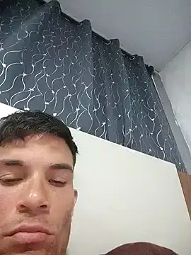 719610 online show from November 2, 3:33 am