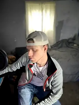 traejddd online show from September 24, 1:20 pm