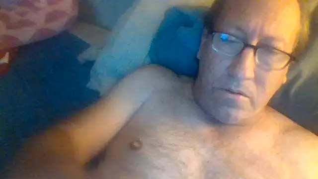 hornyrich69 online show from December 31, 6:48 am