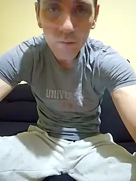 Snapshot of Aian09 chatting on December 10, 3:12 pm Aian09 online show from December 10, 3:12 pm