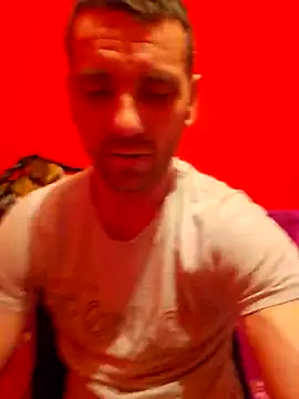 Snapshot of Aian09 chatting on February 6, 10:21 pm Aian09 online show from February 6, 10:21 pm