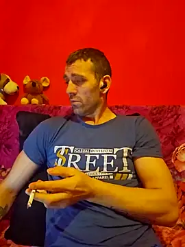 Snapshot of Aian09 chatting on February 15, 8:56 pm Aian09 online show from February 15, 8:56 pm