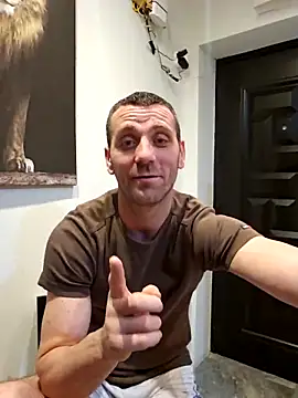 Snapshot of Aian09 chatting on March 7, 11:16 pm Aian09 online show from March 7, 11:16 pm