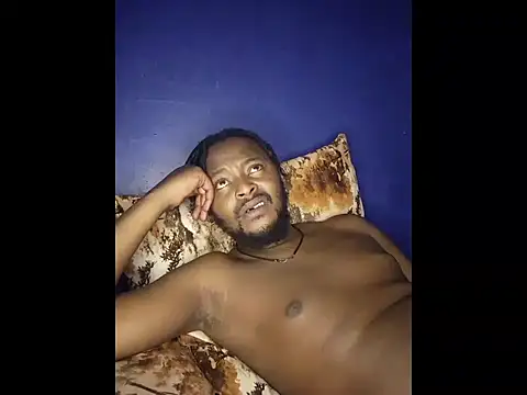 Freaky Vannahs online show from February 14, 6:25 pm