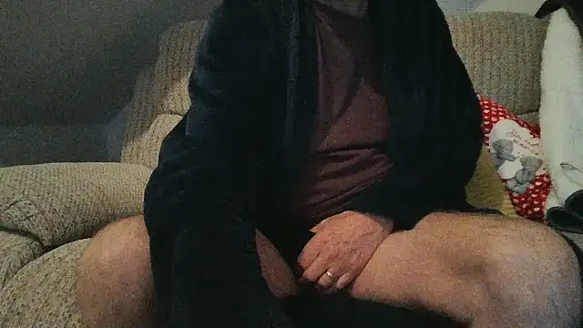 Snapshot of mr_english50 chatting on October 26, 6:15 am mr english50 online show from October 26, 6:15 am