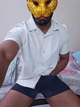 walterhssyc7 online show from April 2, 10:12 am