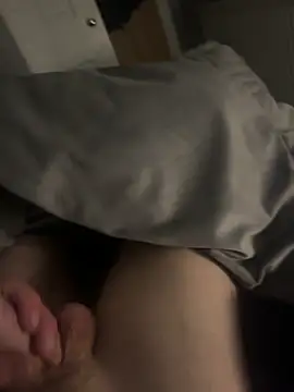 teenboy2737 online show from March 3, 1:46 am