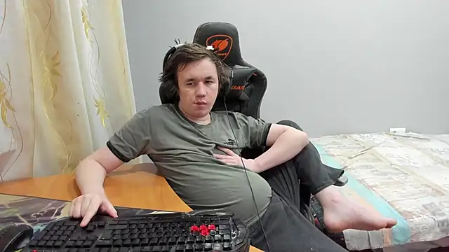 iliaskrislove online show from March 7, 12:30 am