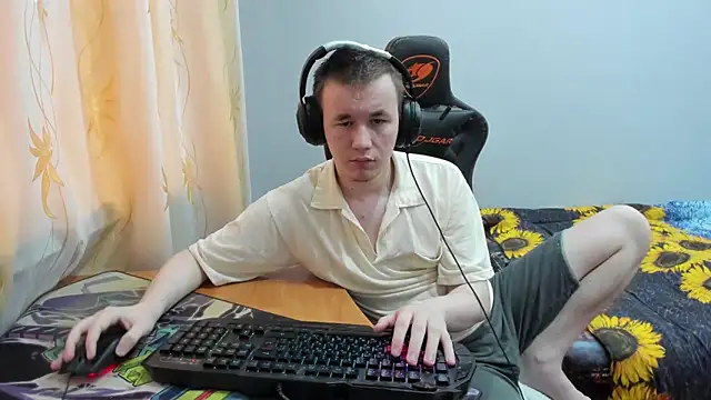 iliaskrislove online show from November 1, 5:55 am