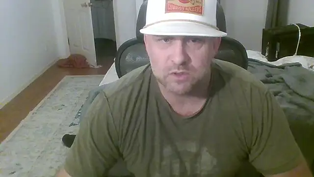 poundyouout69 online show from March 9, 11:56 pm