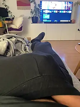 Banana Boy online show from February 24, 9:09 pm