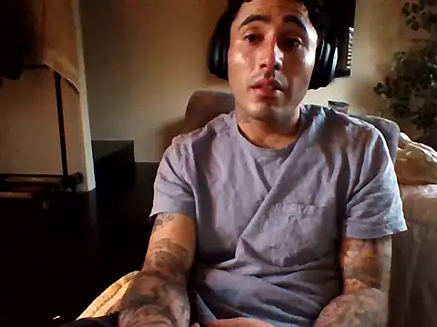 Snapshot of tengocanicas chatting on October 17, 12:47 am tengocanicas online show from October 17, 12:47 am