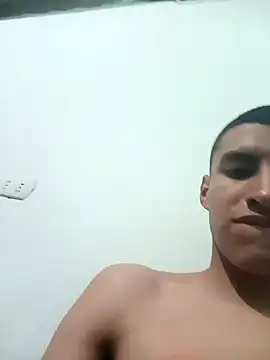 Rogersmit2 online show from January 4, 3:29 am