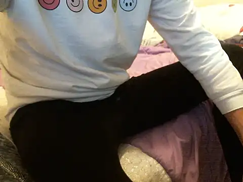 bravo23toro online show from February 13, 9:42 pm