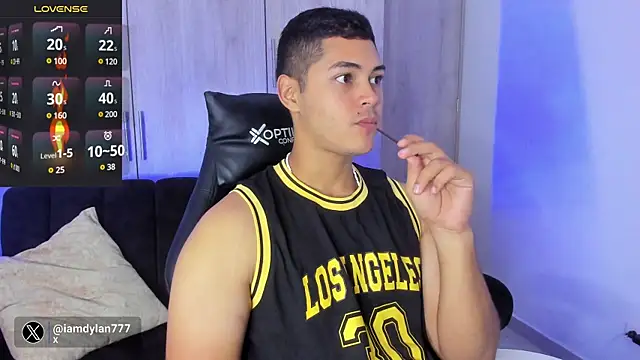 Iamdylan777 online show from February 23, 9:58 pm