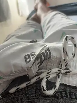 betinhodelas online show from April 18, 1:34 pm