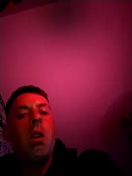 thatdude9 9 9 online show from September 30, 6:19 am