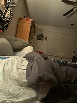 thatdude9 9 9 online show from February 12, 8:53 am