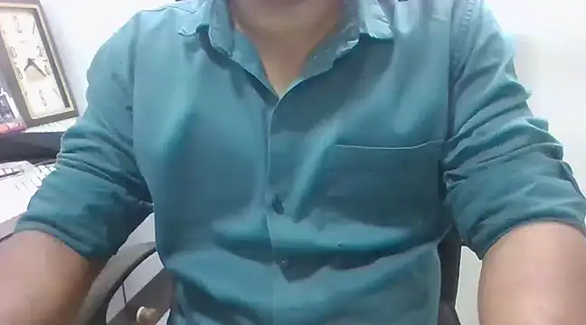 Snapshot of indianbull3684 chatting on January 15, 2:56 pm indianbull3684 online show from January 15, 2:56 pm