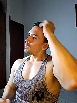 jhay-crux online show from December 4, 10:39 pm