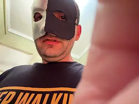 Snapshot of Ariel_Ari chatting on January 9, 11:24 pm Ariel Ari online show from January 9, 11:24 pm