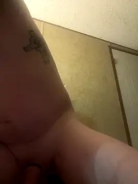 curvedcock8666 online show from December 4, 9:16 am