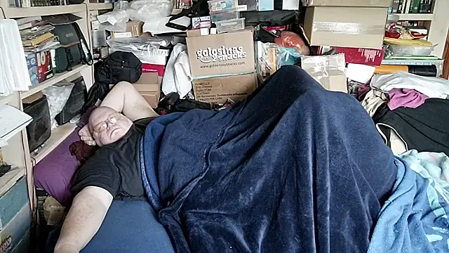 hadeszeuss2 online show from February 2, 3:09 pm