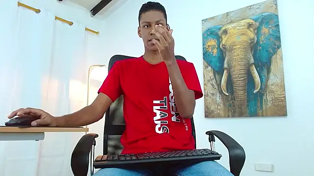 Snapshot of maiki18_ chatting on September 10, 2:16 pm maiki18  online show from September 10, 2:16 pm