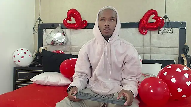 JamesParck online show from February 13, 10:12 am