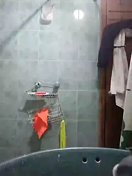 Snapshot of jperezofficial1 chatting on December 6, 3:19 am jperezofficial1 online show from December 6, 3:19 am