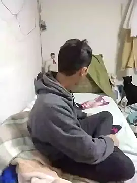 Snapshot of jperezofficial1 chatting on December 7, 5:04 am jperezofficial1 online show from December 7, 5:04 am