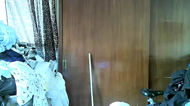 Snapshot of jperezofficial1 chatting on October 21, 9:17 pm jperezofficial1 online show from October 21, 9:17 pm