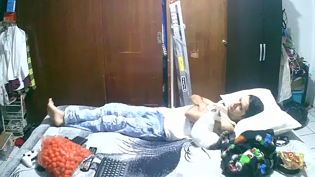 Snapshot of jperezofficial1 chatting on September 29, 9:41 am jperezofficial1 online show from September 29, 9:41 am