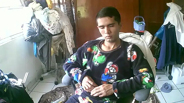 Snapshot of jperezofficial1 chatting on October 17, 3:16 pm jperezofficial1 online show from October 17, 3:16 pm