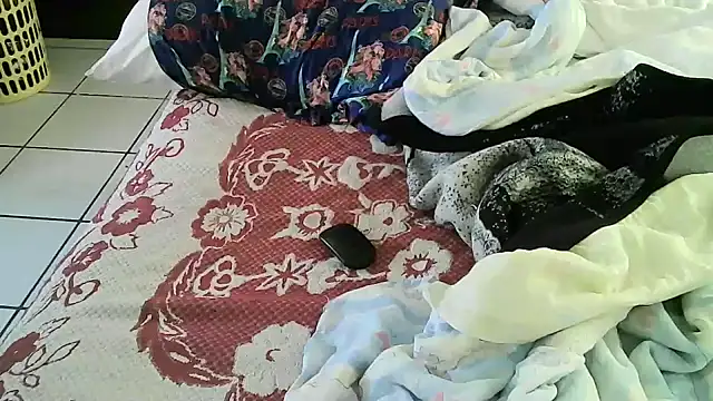 Snapshot of jperezofficial1 chatting on September 9, 5:23 pm jperezofficial1 online show from September 9, 5:23 pm