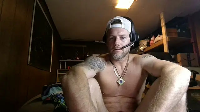 Freakslut007 online show from August 4, 7:36 am