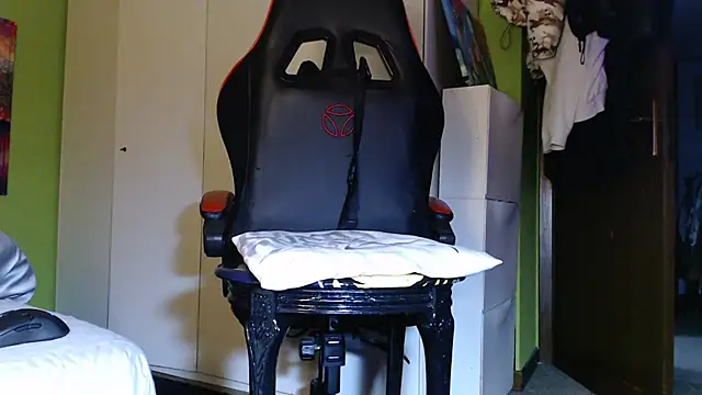 Snapshot of MASTERMONEY chatting on February 5, 5:43 pm MASTERMONEY online show from February 5, 5:43 pm