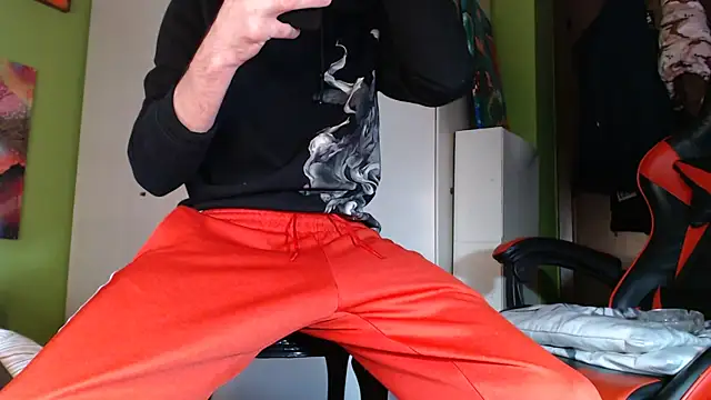 Snapshot of MASTERMONEY chatting on December 4, 12:36 pm MASTERMONEY online show from December 4, 12:36 pm