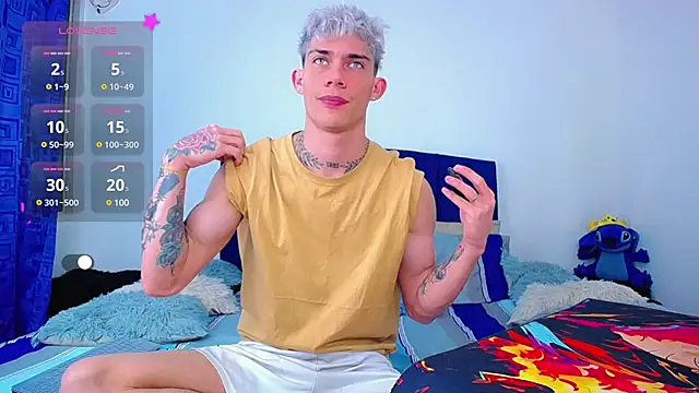 thiagomurphyy online show from December 7, 4:09 am