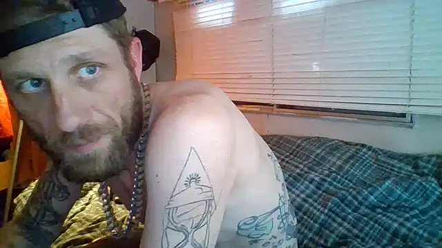 Snapshot of terry2big4u24 chatting on February 27, 11:37 pm terry2big4u24 online show from February 27, 11:37 pm