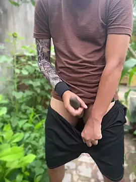 king cum  online show from April 14, 1:11 pm