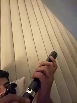 shrreyyyy online show from February 16, 8:51 pm