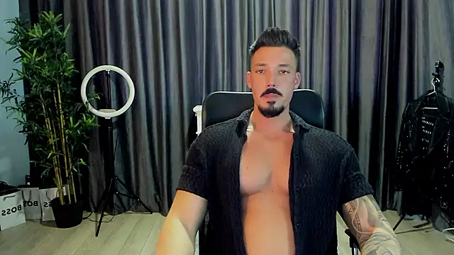 HaydenSpearss online show from March 10, 1:06 pm