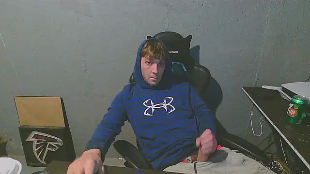 Snapshot of Superoz77 chatting on December 12, 4:26 am Superoz77 online show from December 12, 4:26 am