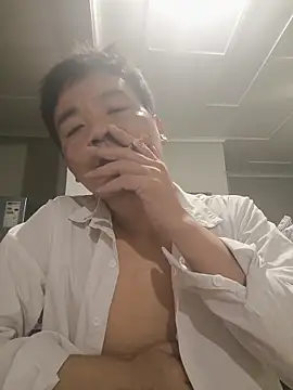 kisstoyousoon2024 online show from November 6, 10:24 pm